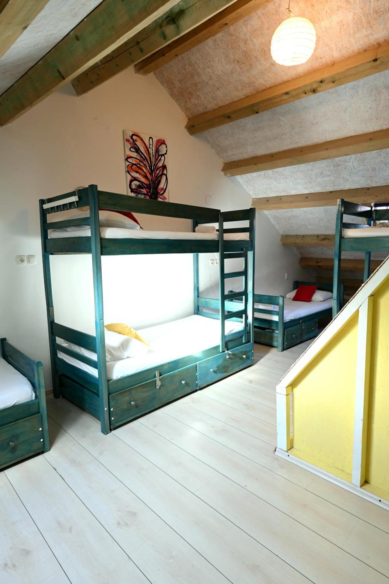 White Rabbit Hostel Hvar Town Exteriör bild